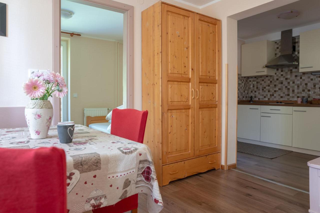 Apartments Maja By The River Bohinj Bagian luar foto